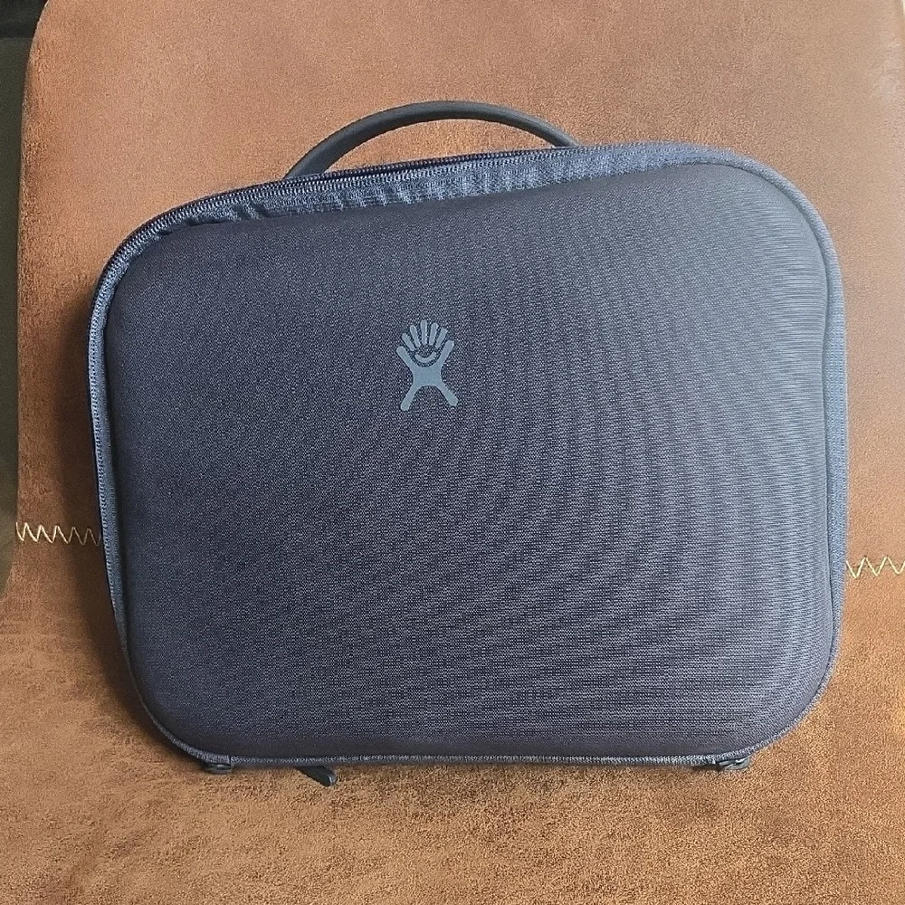 Hydro Flask Midnight Blue Travel Case